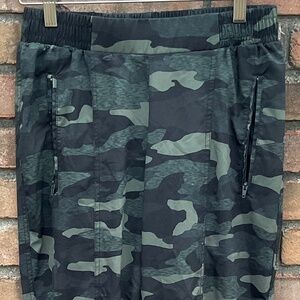 Camo stretch tech lightweight pants